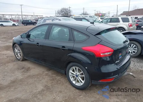 2016 Ford Focus Se z USA, uszkodzony, nr VIN 1FADP3K2XGL233332